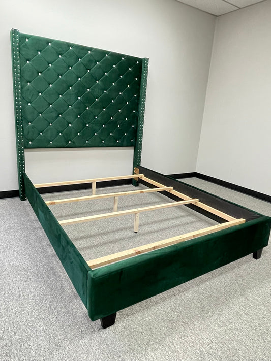 Mersin Green Upholstered Velvet Bed